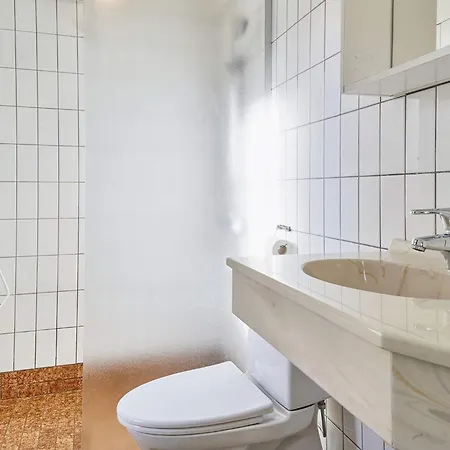 بيت للعطل Standard With Small Kitchen, *